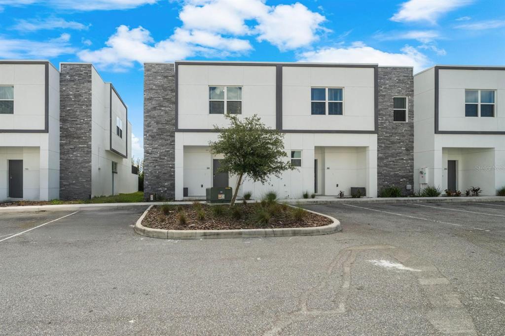 384 FAMAGUSTA DRIVE