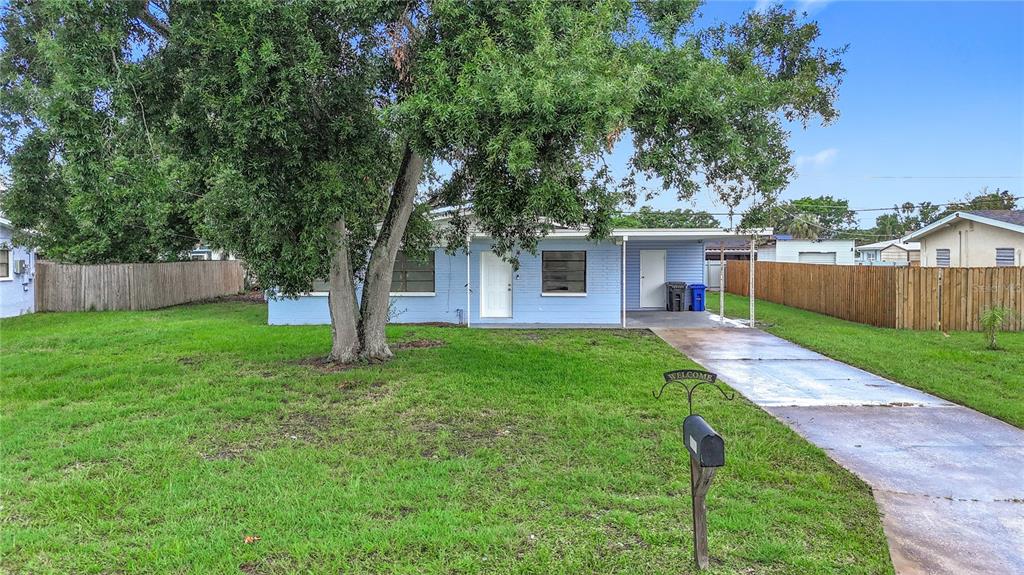 6228 FLORIDA CIRCLE W, APOLLO BEACH, FL — photo 3 of 30