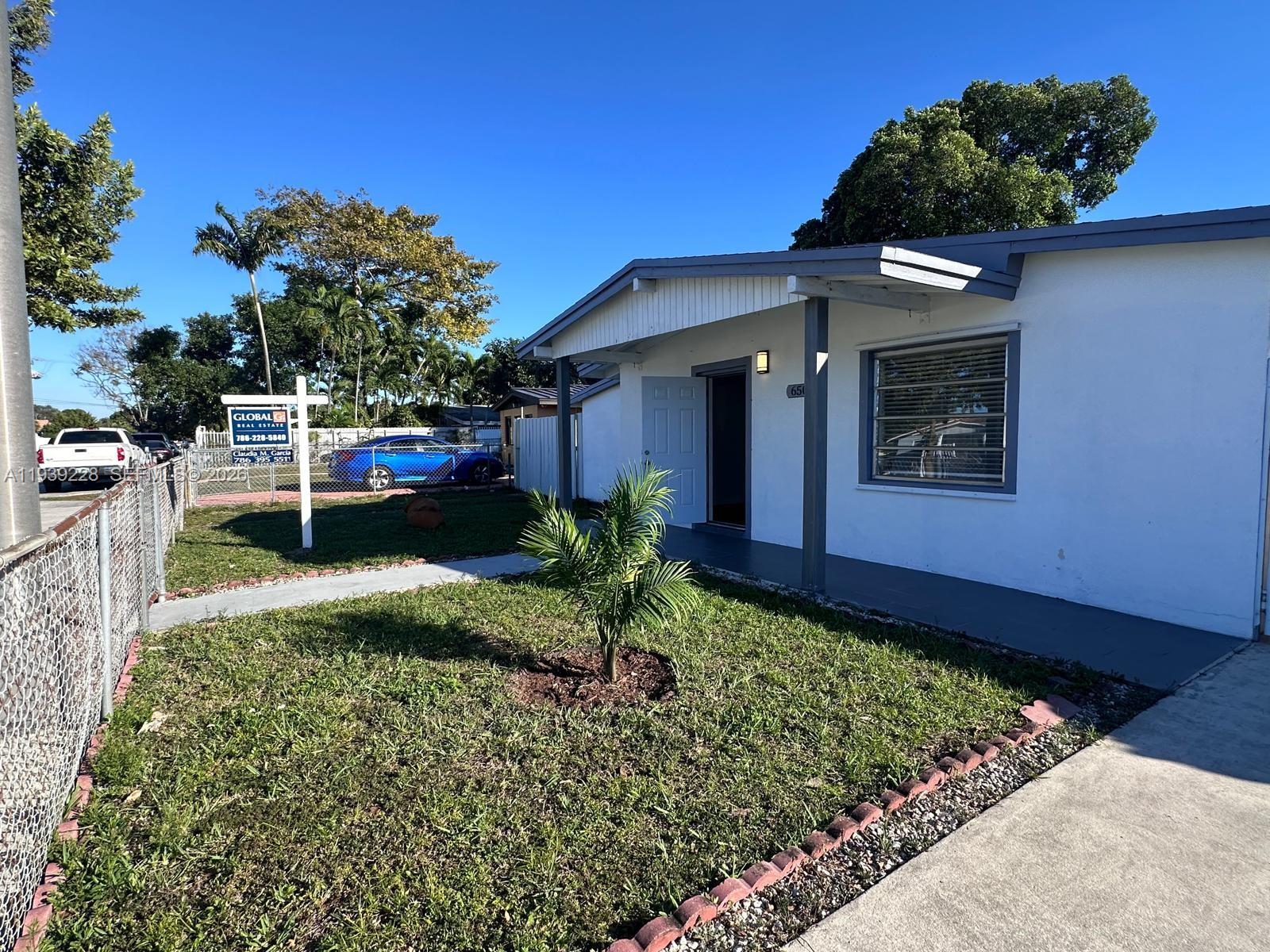 650 SE 1st Pl, Hialeah FL 33010
