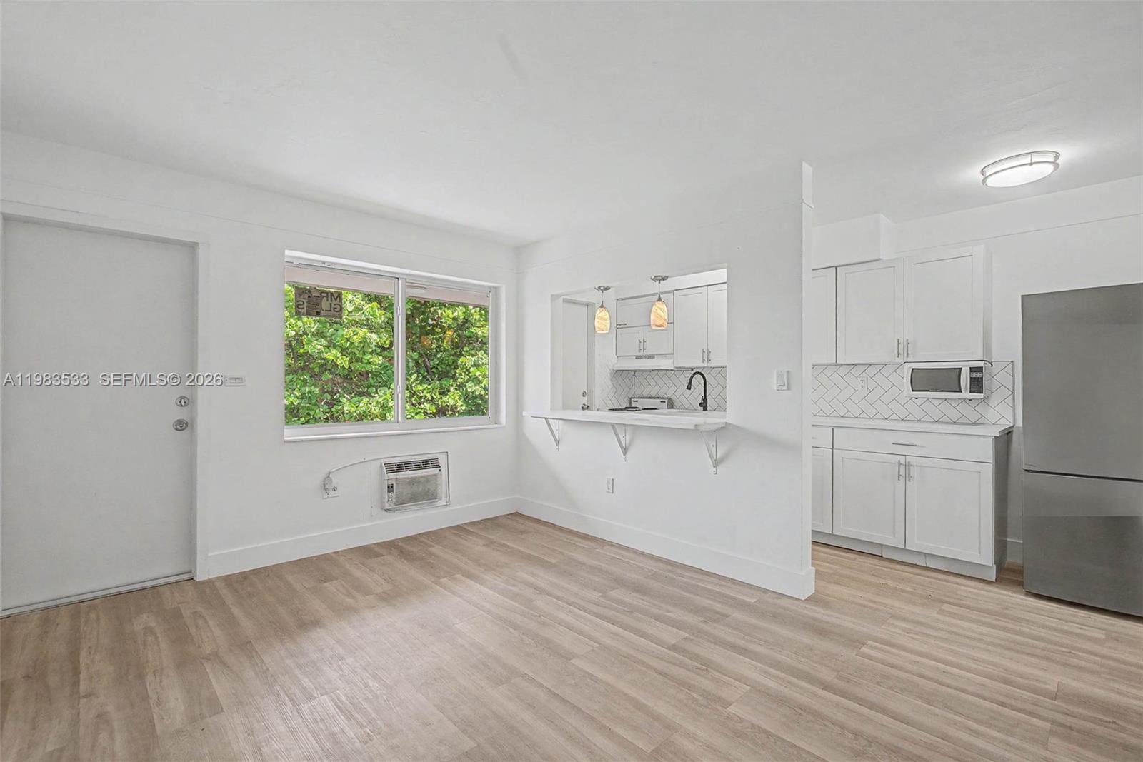 60 NW 79th St # 10, Miami FL 33150
