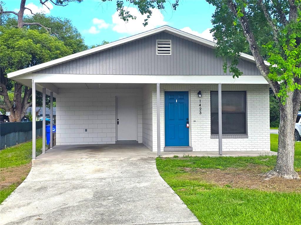 1423 MONTANA AVENUE UNIT 1423