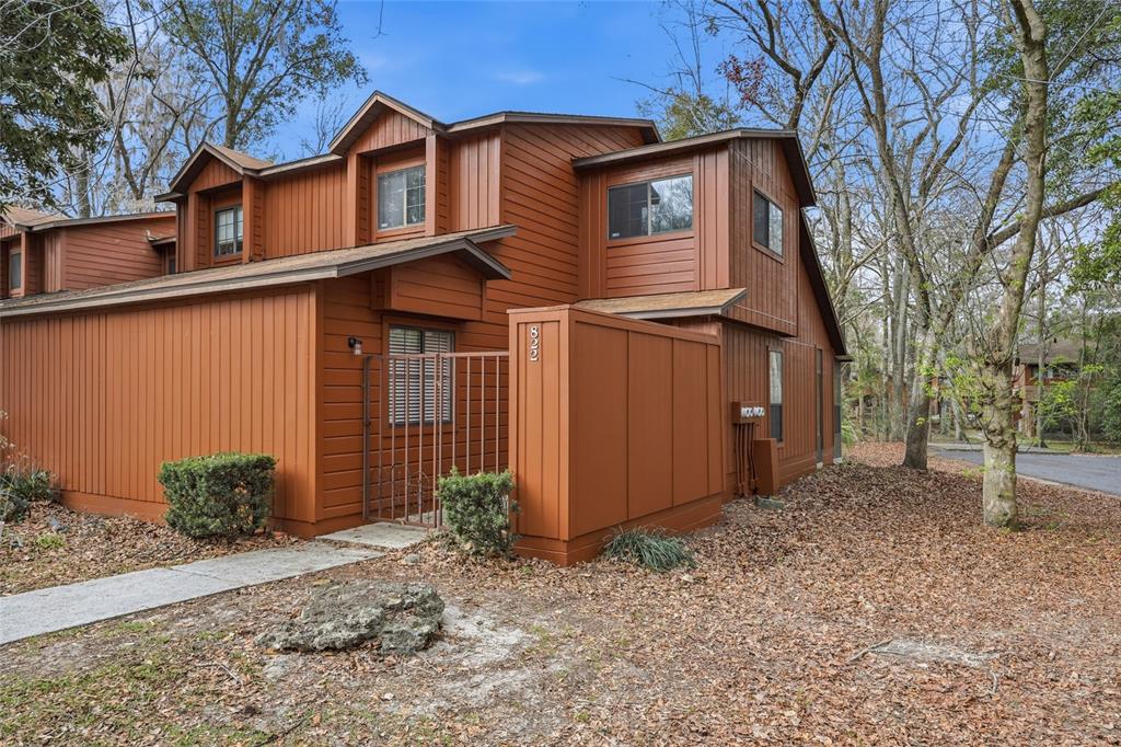 822 SW 56TH TERRACE