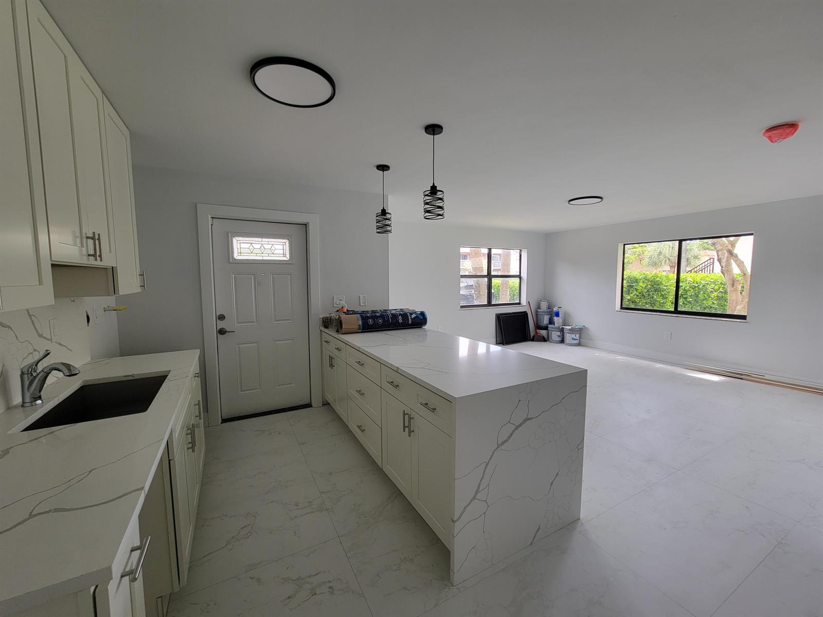 240 SW 7th Street # 9, Boca Raton FL 33432