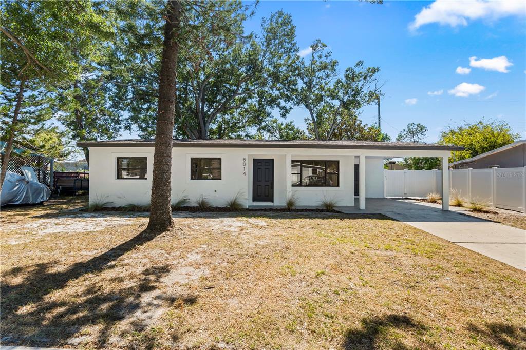 8014 W COMANCHE AVENUE