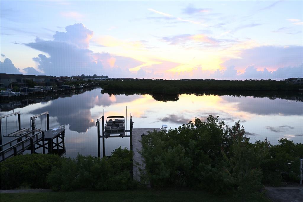 1056 SEAGRAPE DRIVE, RUSKIN, FL — photo 4 of 23