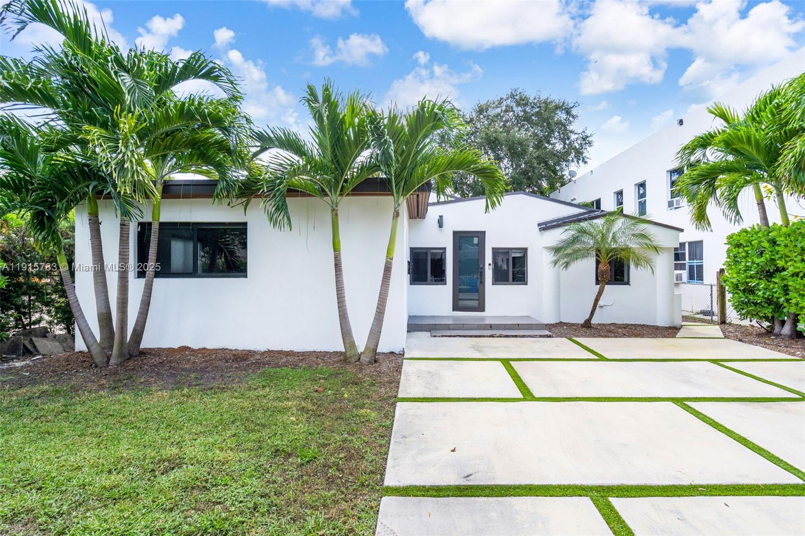 70 NE 50th St, Miami FL 33137