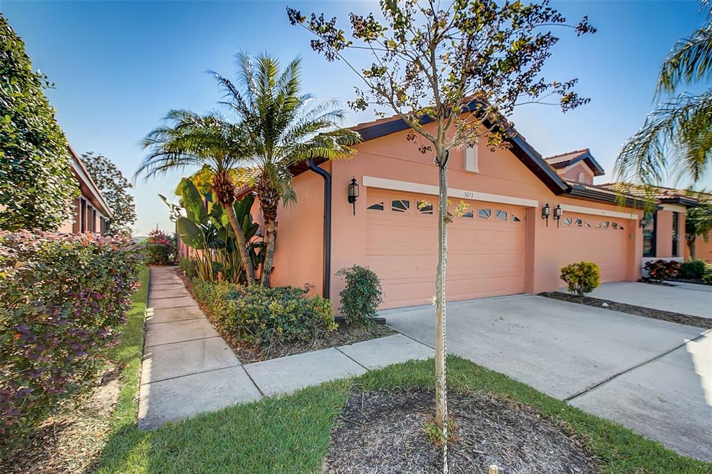 5673 SUNSET FALLS DRIVE, APOLLO BEACH, FL — photo 5 of 30