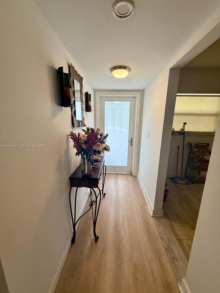5985 Del Lago Cir # 215, Sunrise FL 33313