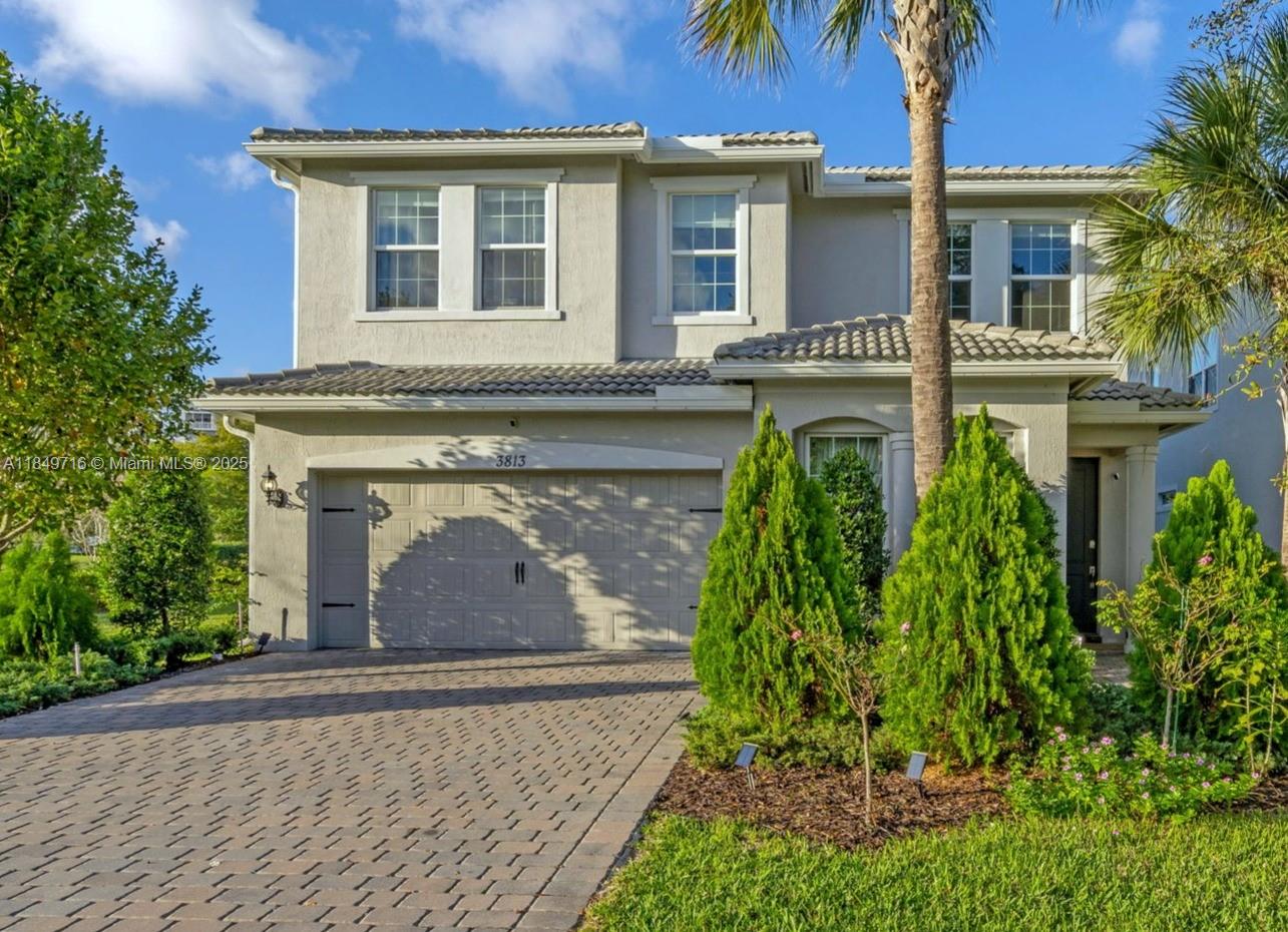 3813 Greenway Dr, Hollywood FL 33021