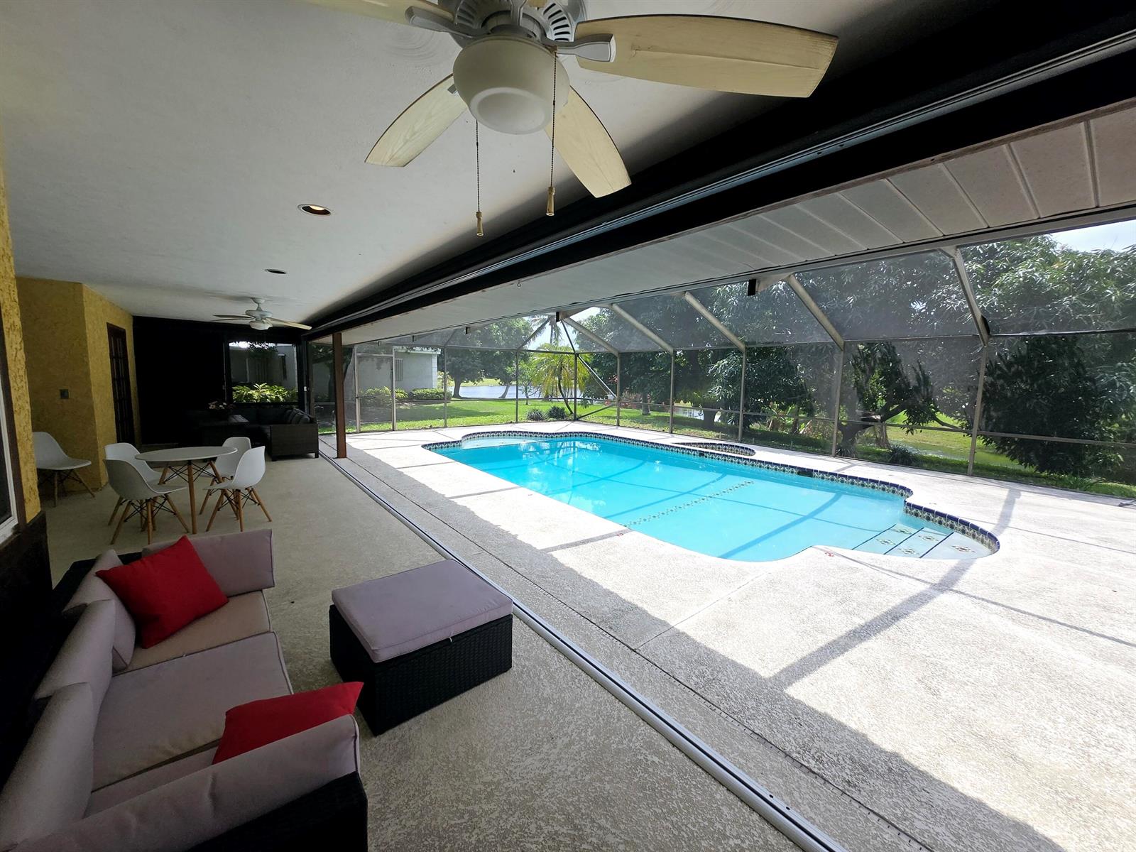2944 NE Loquat Lane, Jensen Beach FL 34957