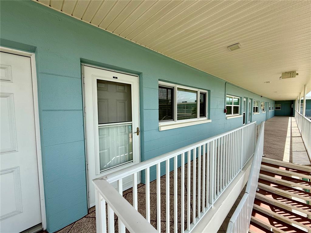 6111 E 2ND STREET E UNIT #17, ST PETE BEACH, FL — photo 5 of 30