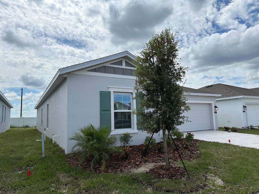 652 TROTTERS DRIVE