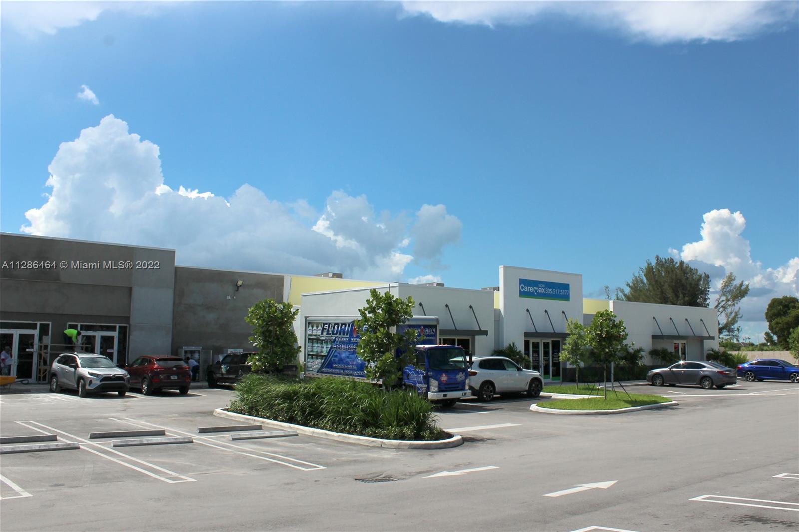 HOMESTEAD, FL — photo 3 of 11