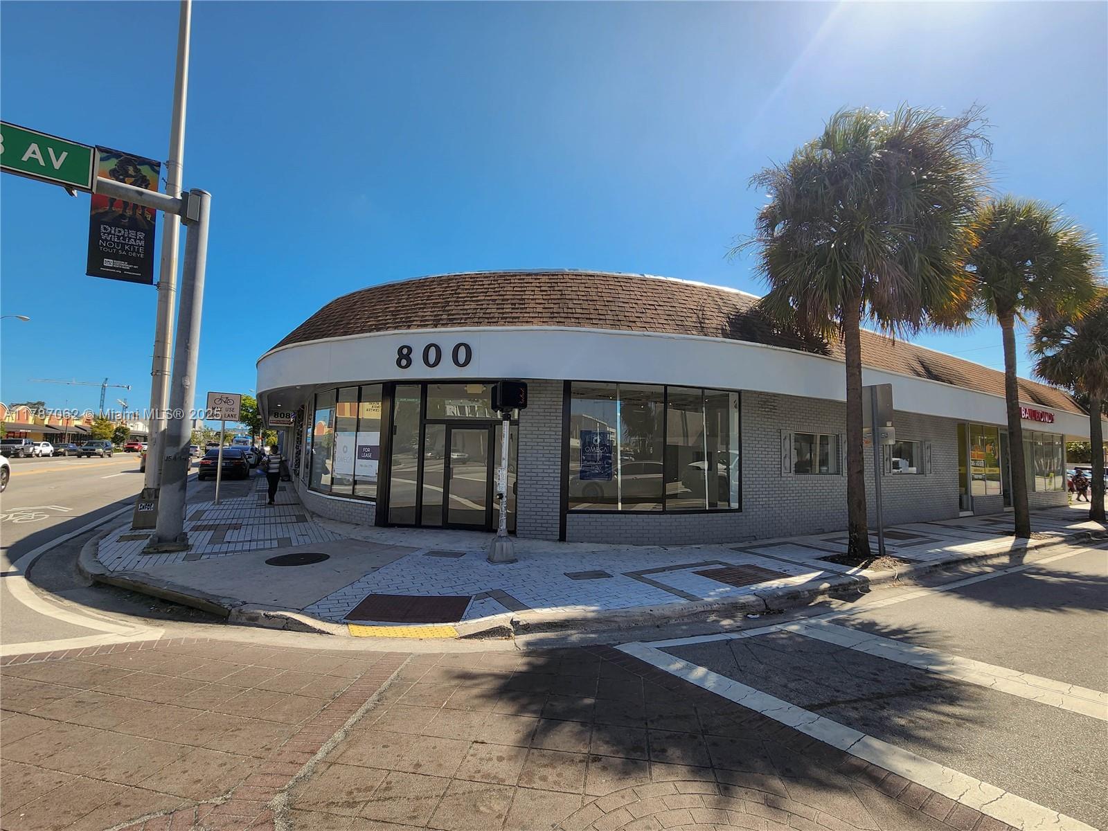 810 NE 125th St, North Miami FL 33161