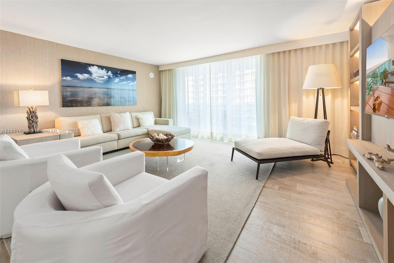 102 24th St # 1015, Miami Beach FL 33139