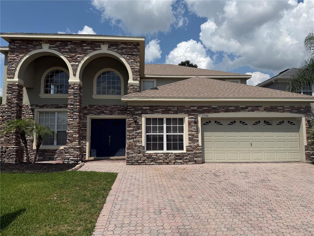1732 AMARYLLIS CIRCLE