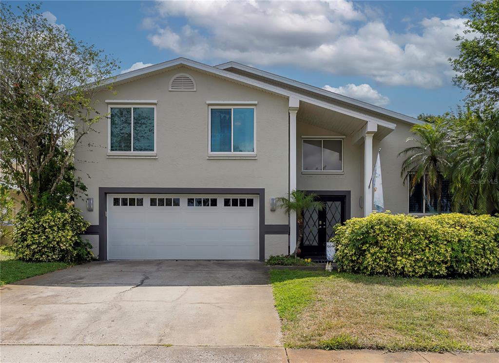 1326 MOSS DRIVE
