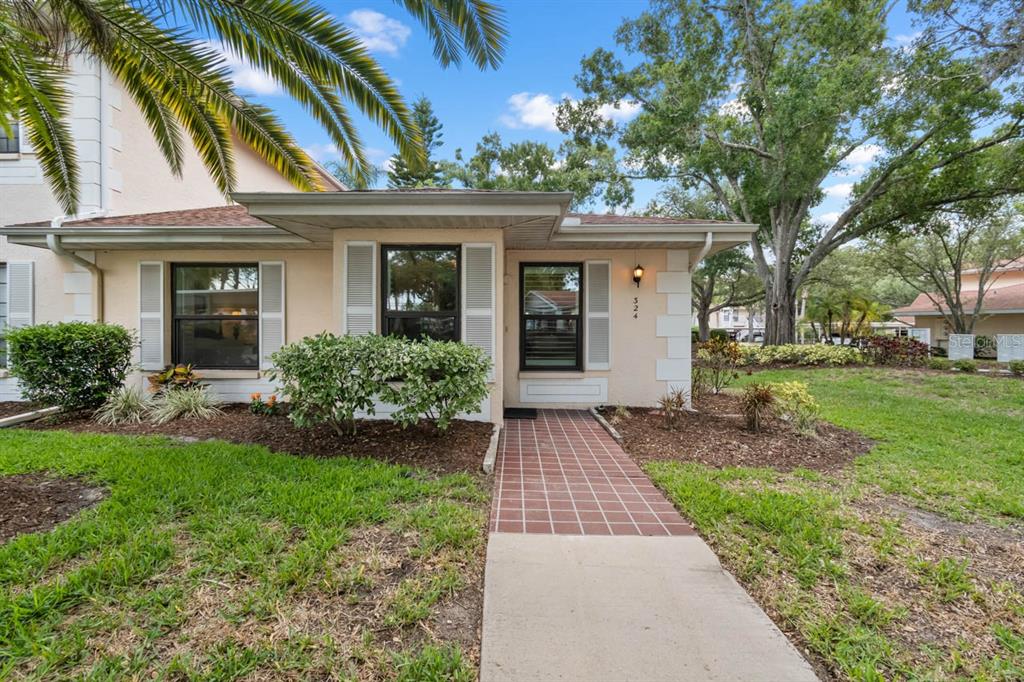 324 KELSEY WAY UNIT 4