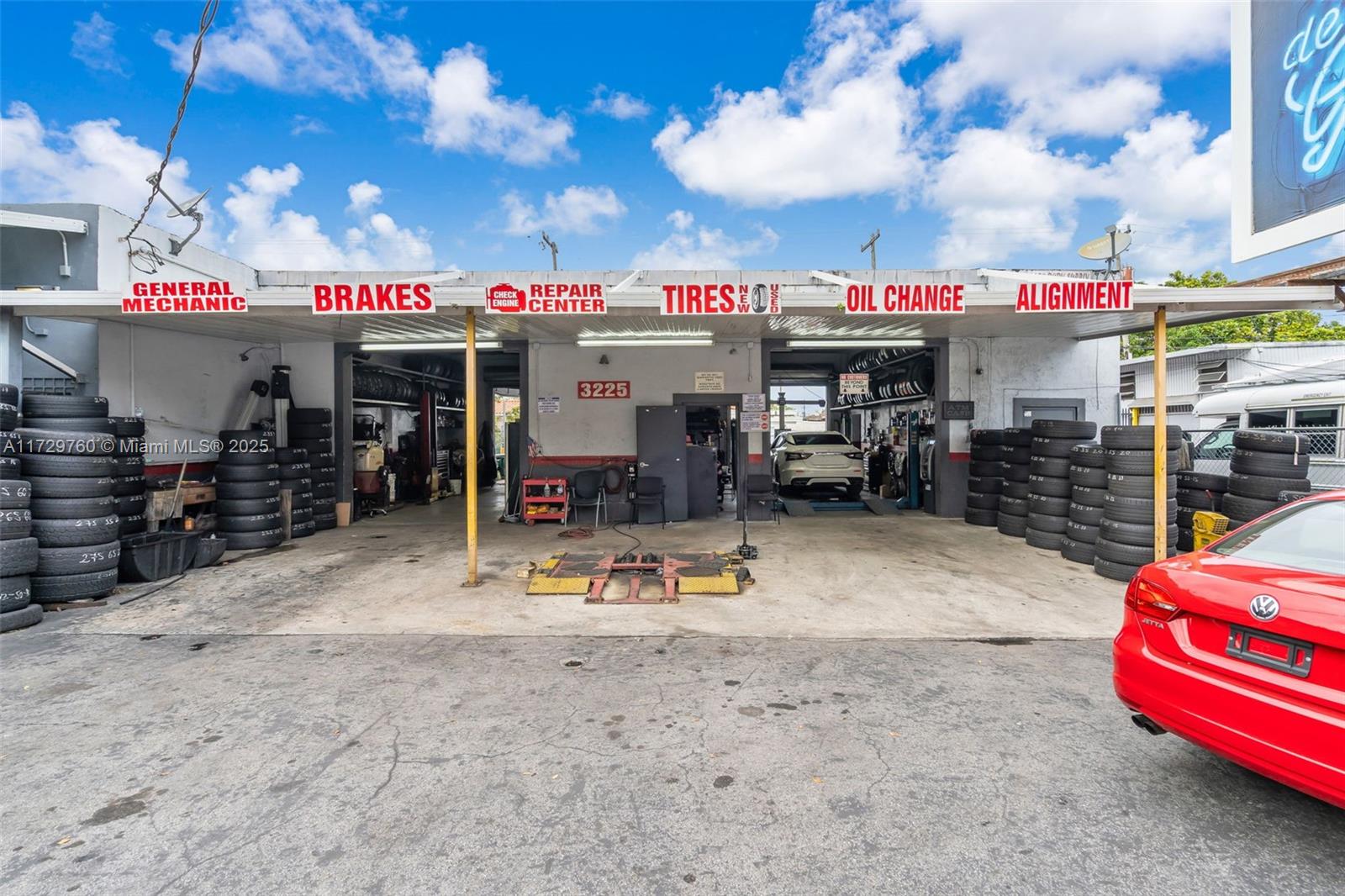 3223 SW 8th St, Miami FL 33135