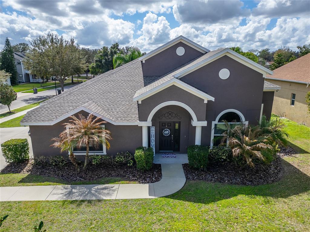 627 LIMONA WOODS DRIVE