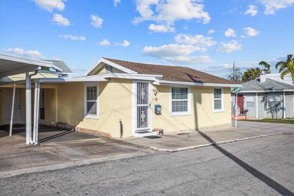6 SEMINOLE DRIVE