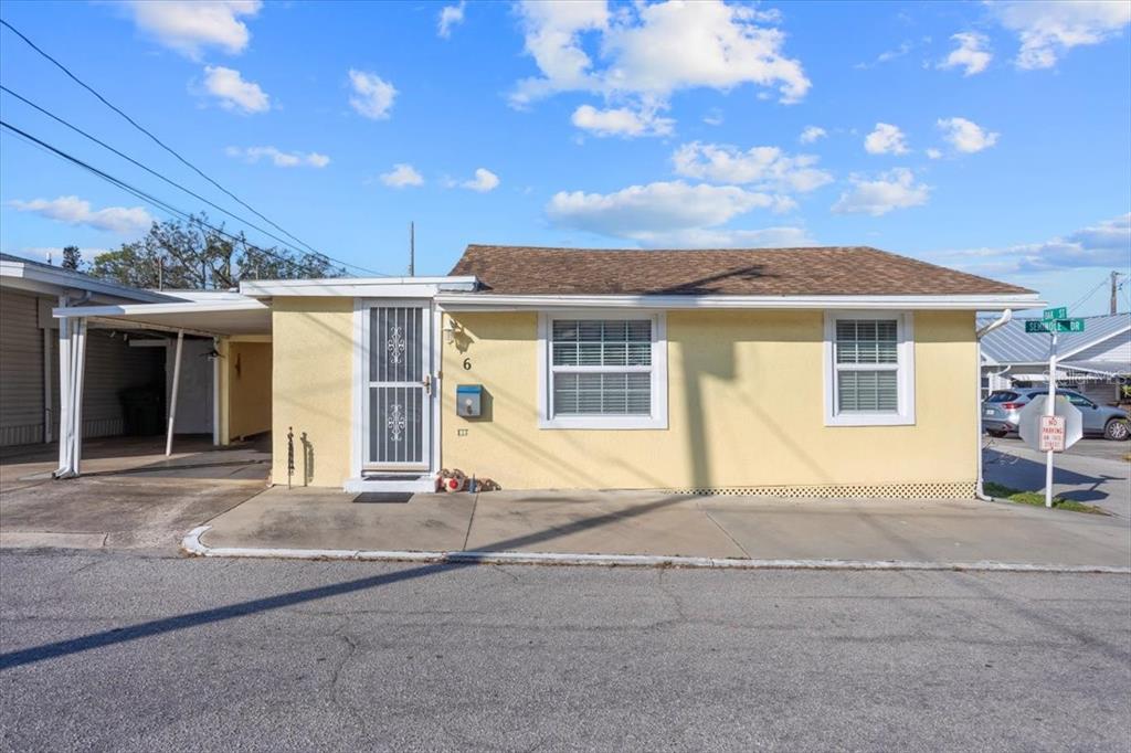 6 SEMINOLE DRIVE, BRADENTON, FL — photo 2 of 27