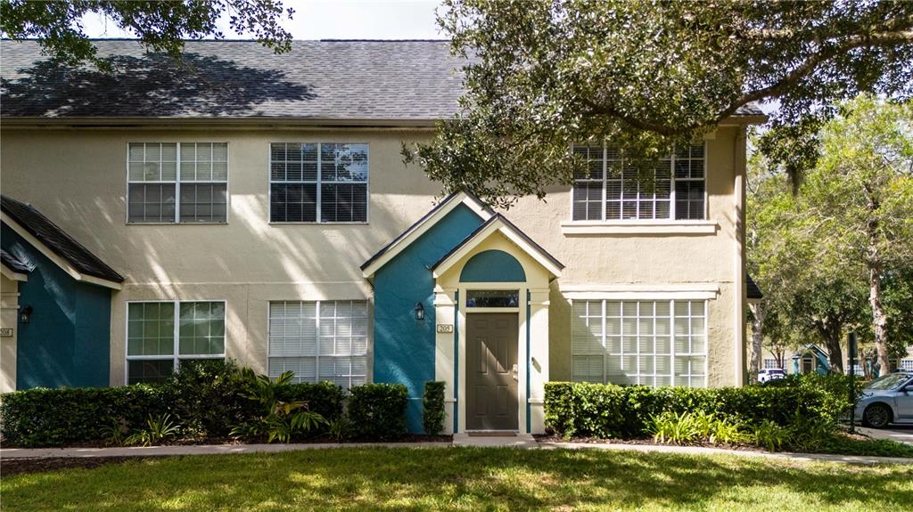 13700 RICHMOND PARK DRIVE N UNIT 205
