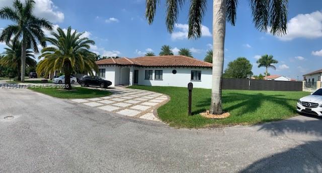 MIAMI, FL — photo 4 of 26