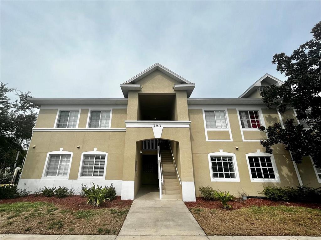 6011 SKYDALE WAY UNIT 201