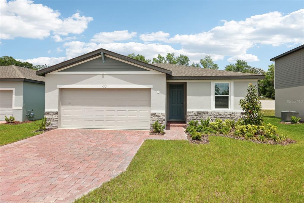 4717 JASMINE CIRCLE