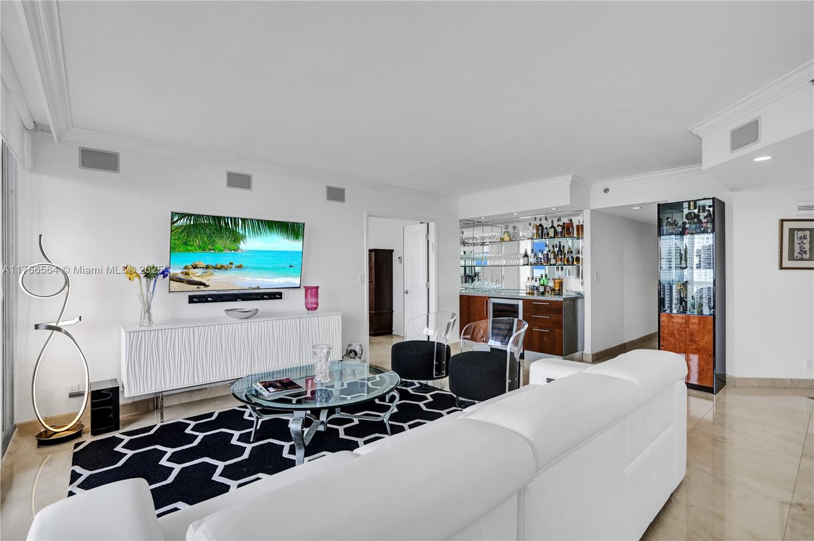 1000 Island Blvd # 2107, Aventura FL 33160