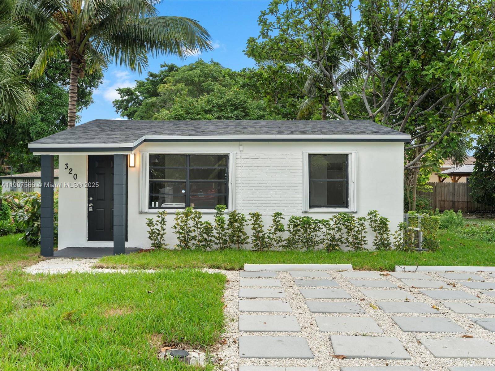 320 NW 20th Ave, Pompano Beach FL 33060