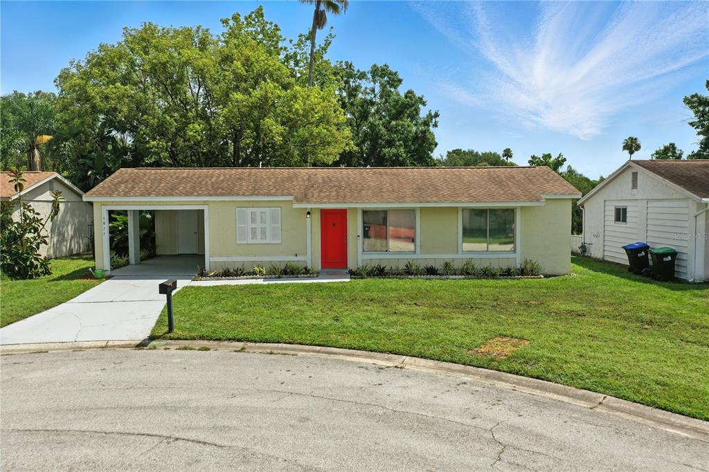 4825 LORETTA LANE