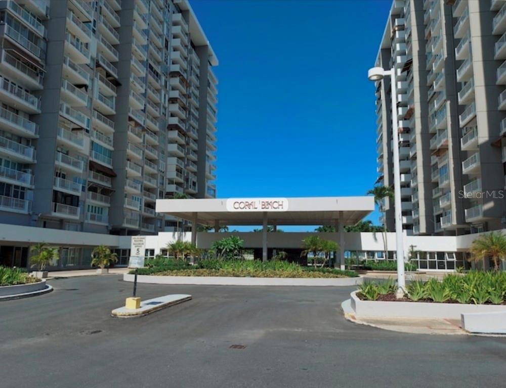 37 AVE. ISLA VERDE UNIT 1115