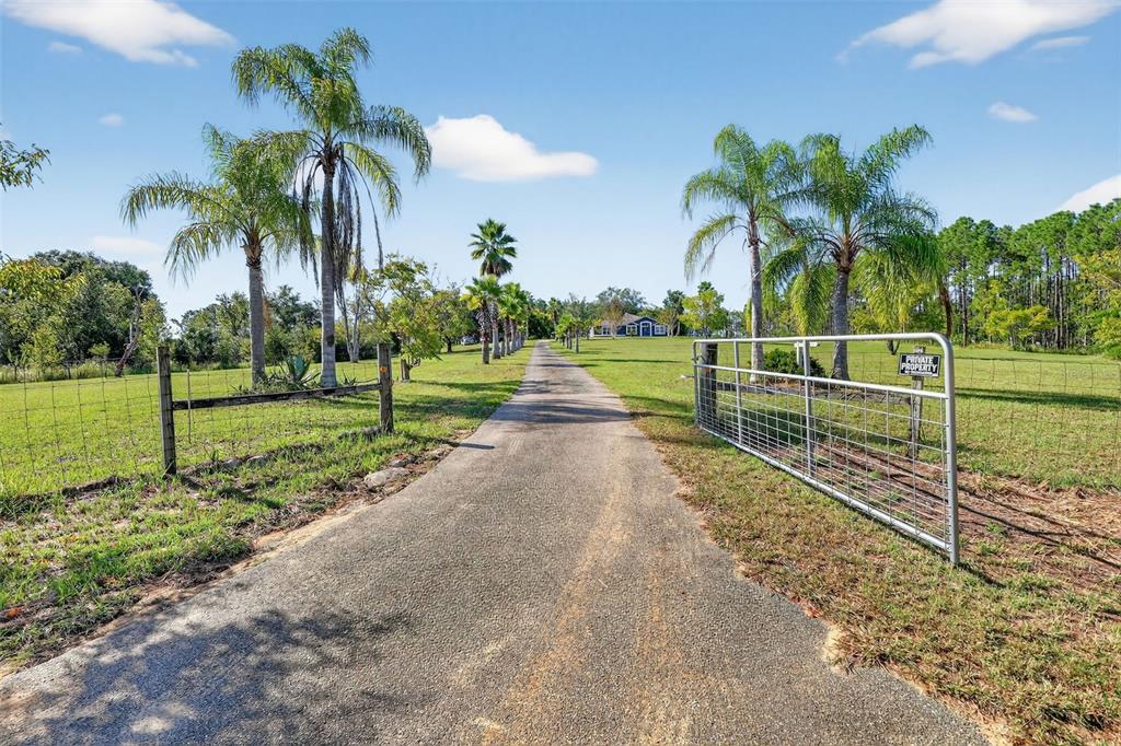 14520 LOST LAKE ROAD, CLERMONT, FL — photo 2 of 30
