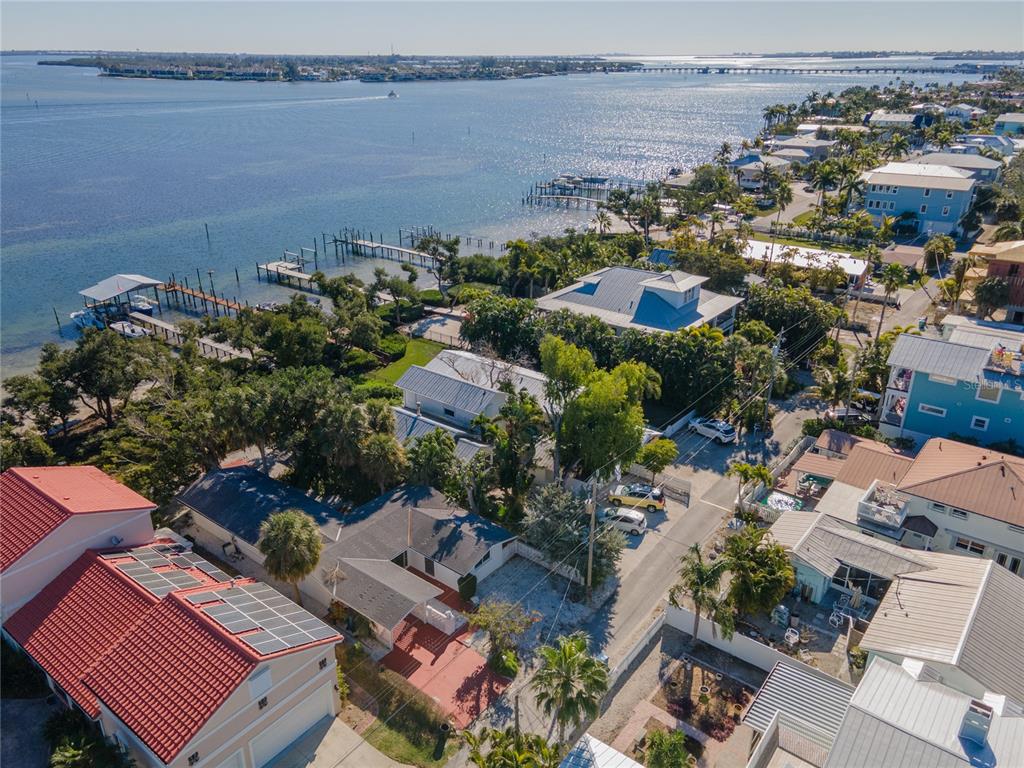 2316 CANASTA DRIVE, BRADENTON BEACH, FL — photo 4 of 28