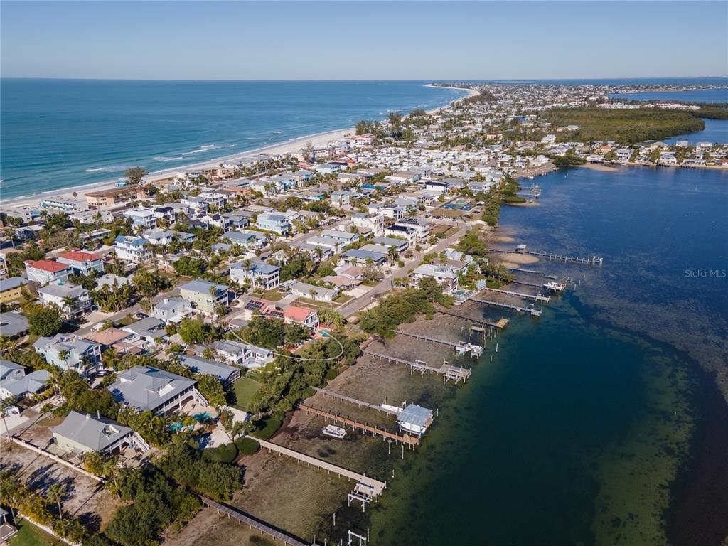 2316 CANASTA DRIVE, BRADENTON BEACH, FL — photo 5 of 28
