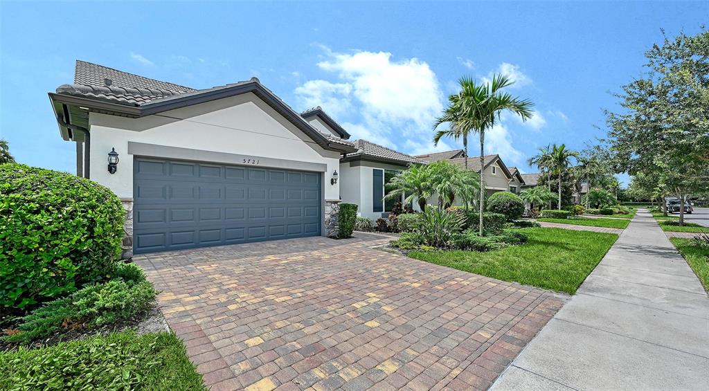 5721 SWEET LEAF WAY, SARASOTA, FL — photo 4 of 30