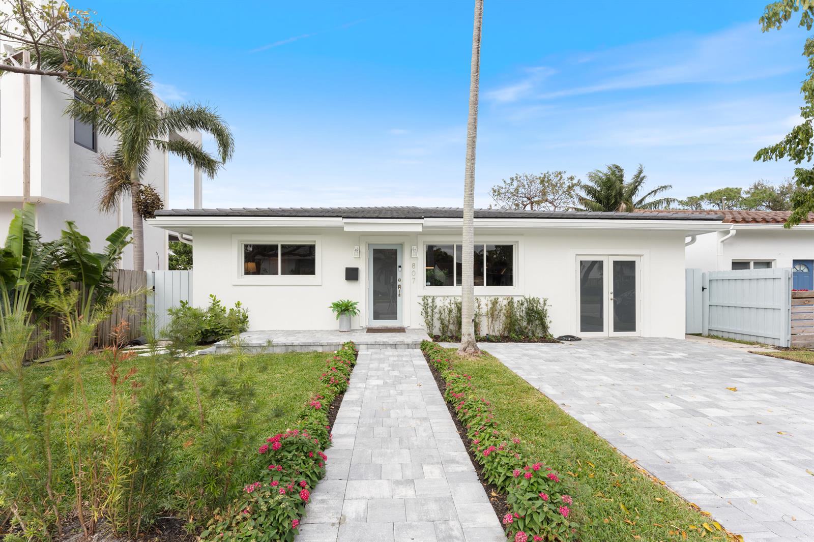807 SE 11th Court, Fort Lauderdale FL 33316