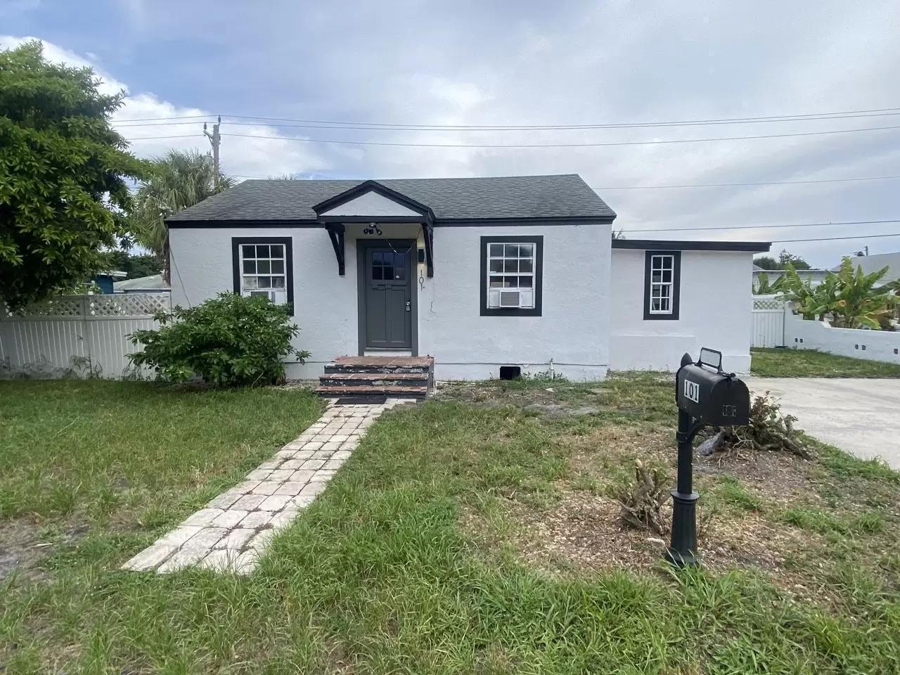101 E 28th Street, Riviera Beach FL 33404