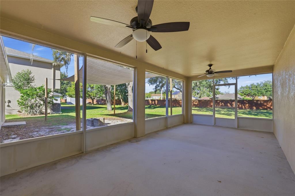 539 GRANITE CIRCLE, CHULUOTA, FL — photo 4 of 30