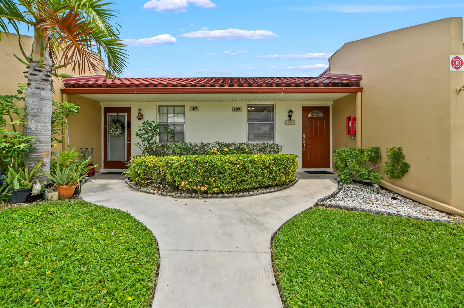 109 Lake Barbara Drive, West Palm Beach FL 33411