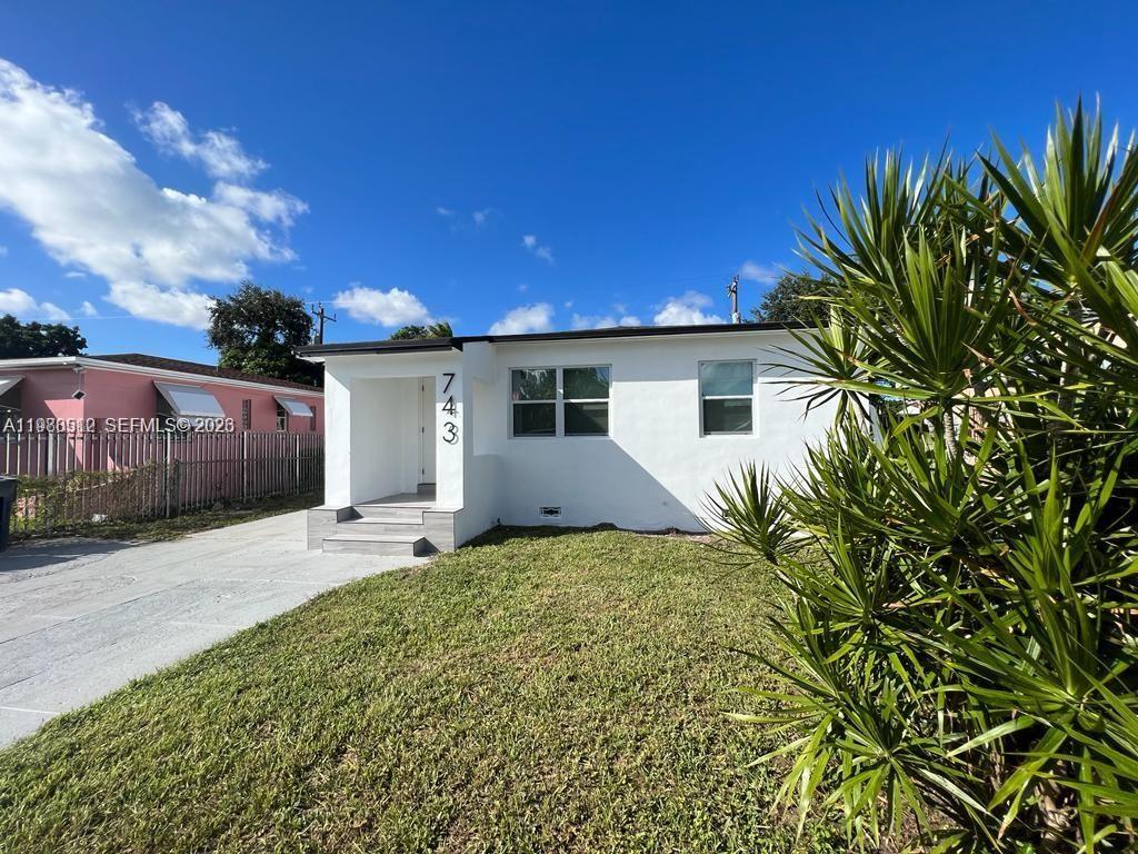 743 NW 77th Ter, Miami FL 33150