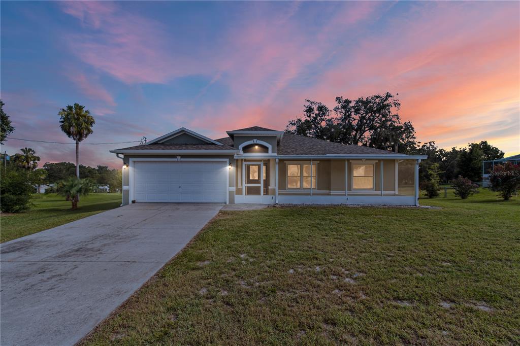 5921 W MEADOWPARK LANE