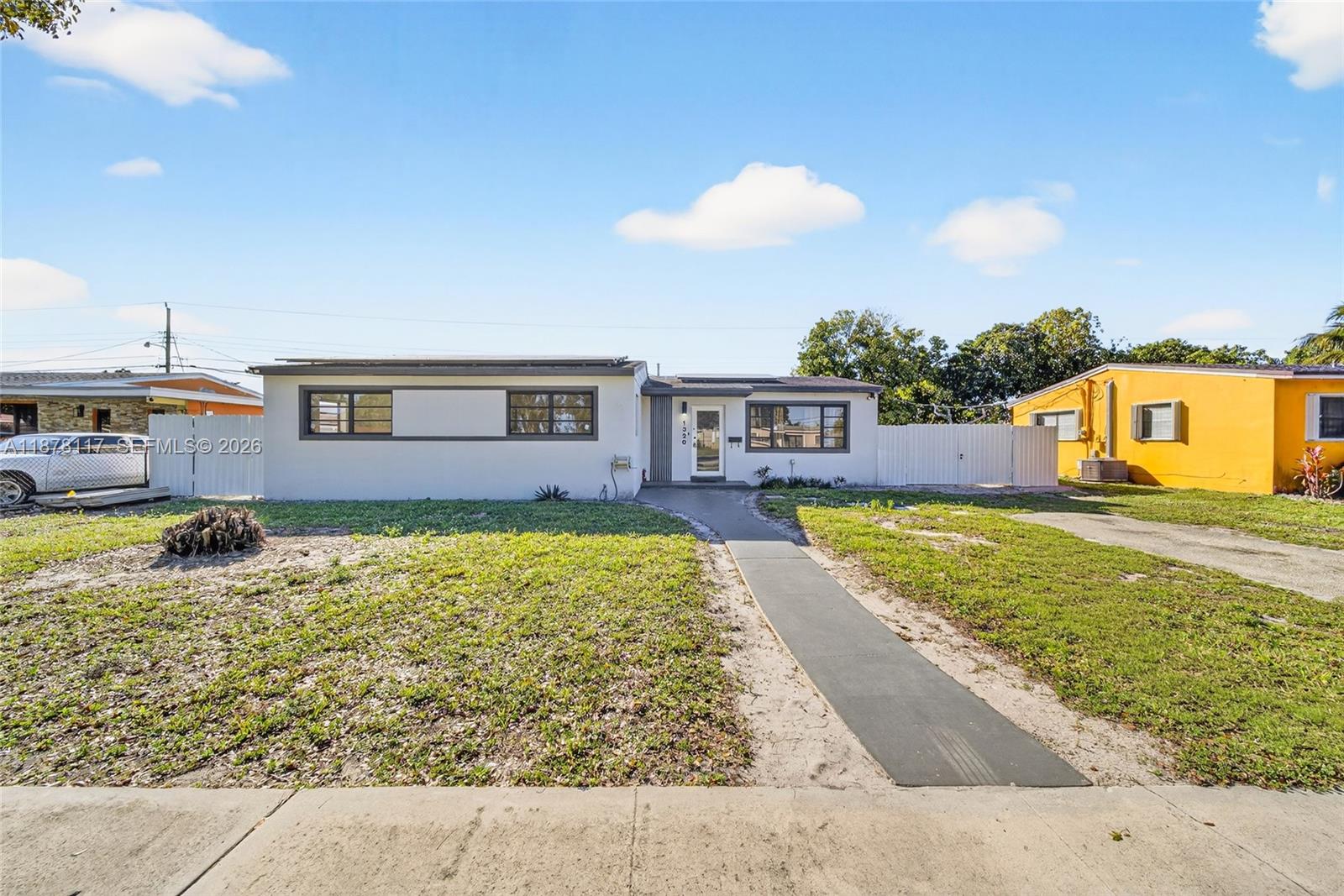 1320 NW 179th St, Miami Gardens FL 33169
