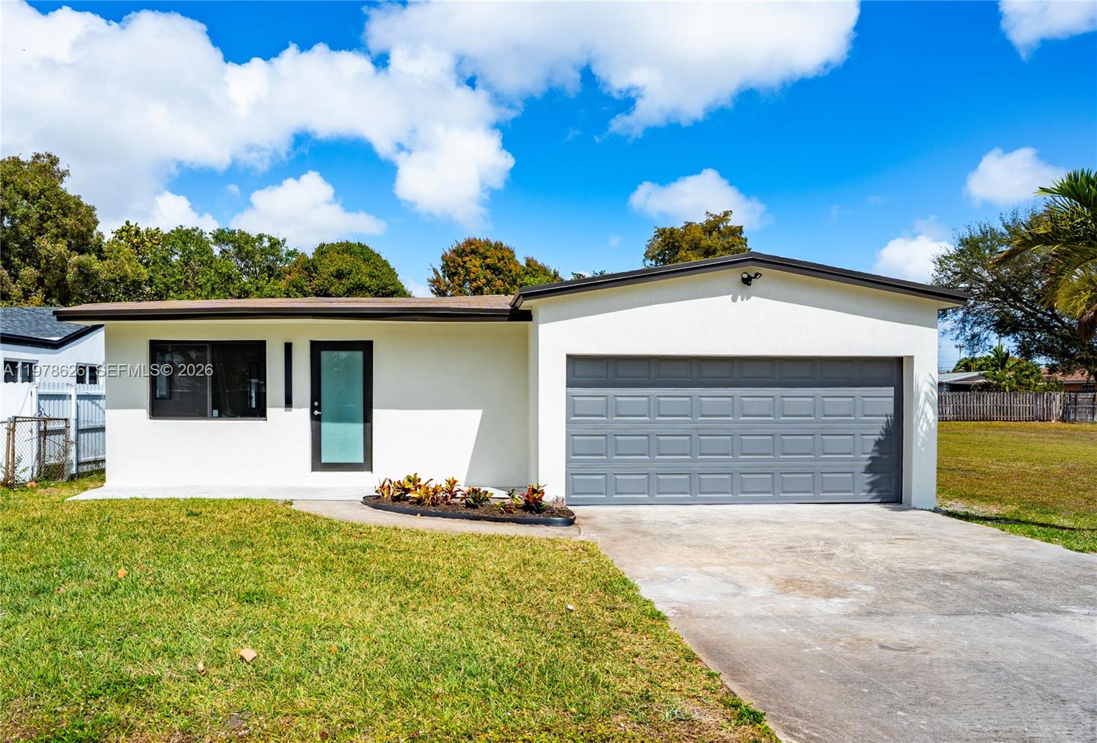 4451 SW 21st St, West Park FL 33023