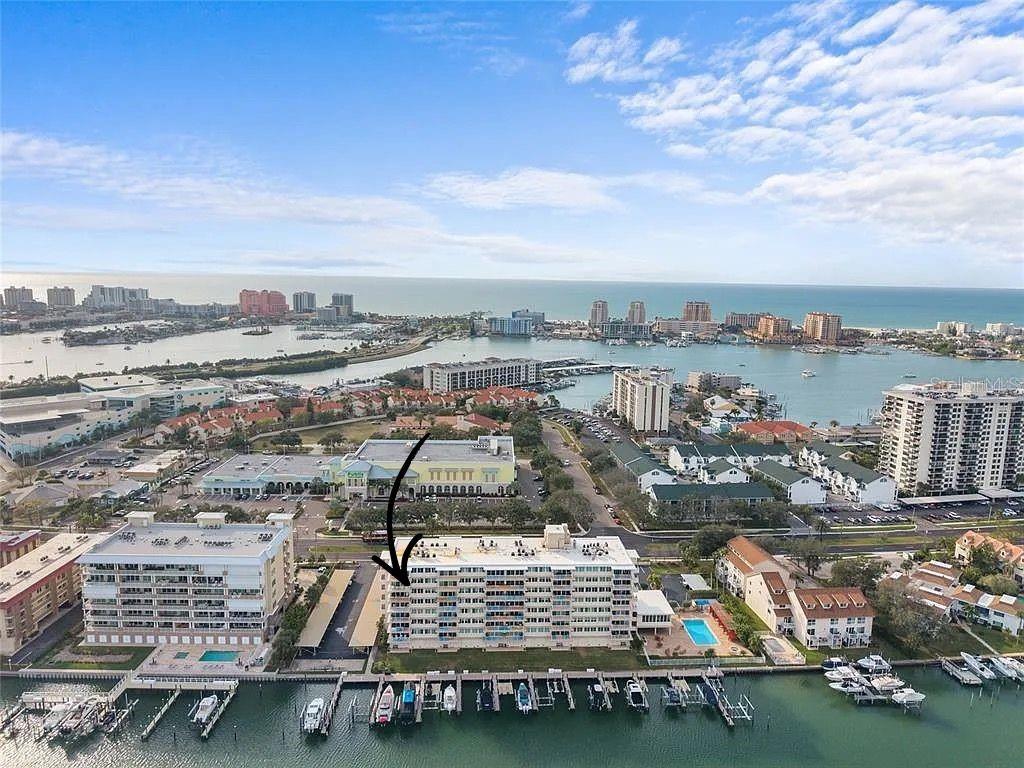 223 ISLAND WAY UNIT 5E
