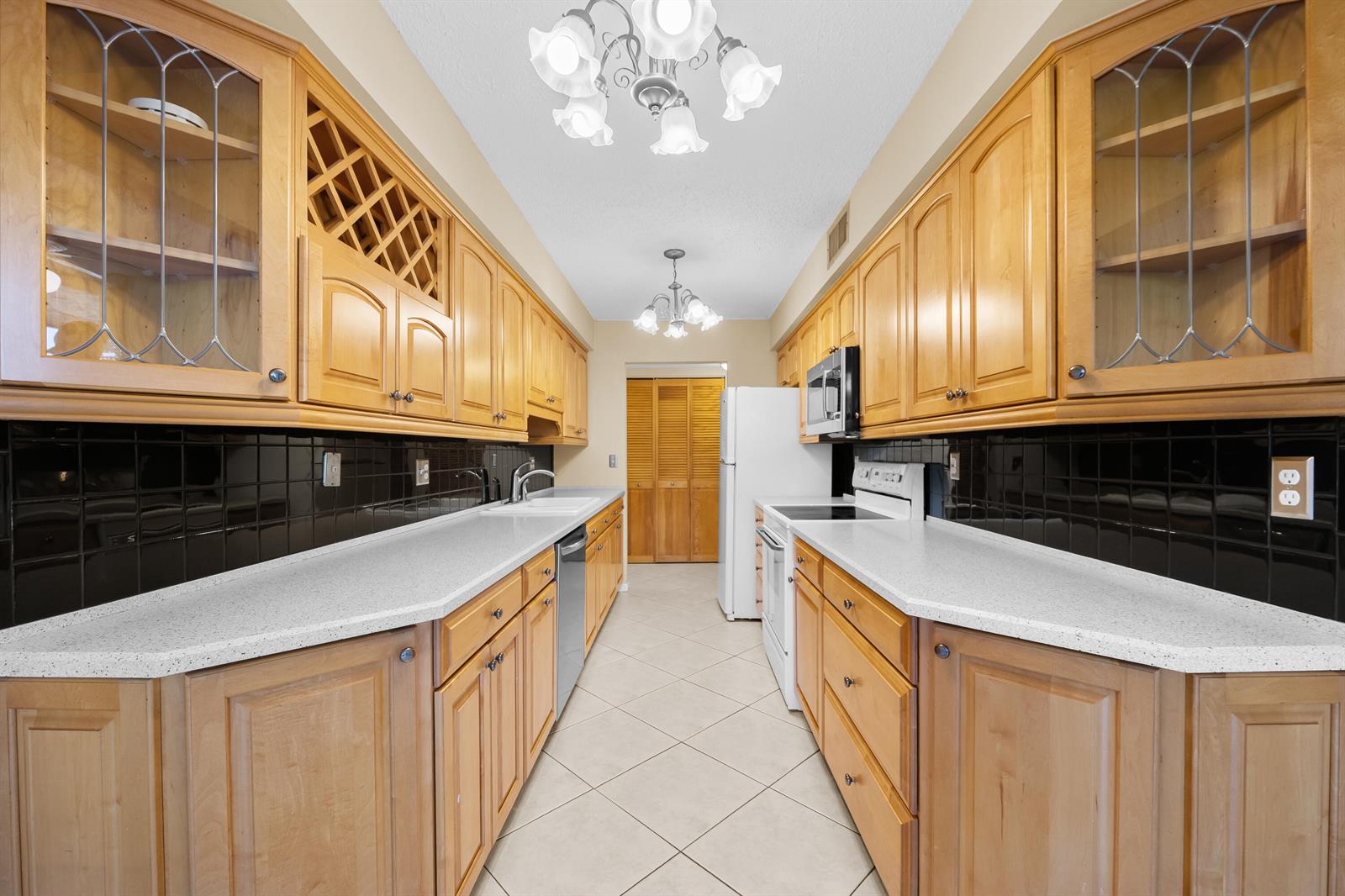 800 Jeffery Street # 103, Boca Raton FL 33487