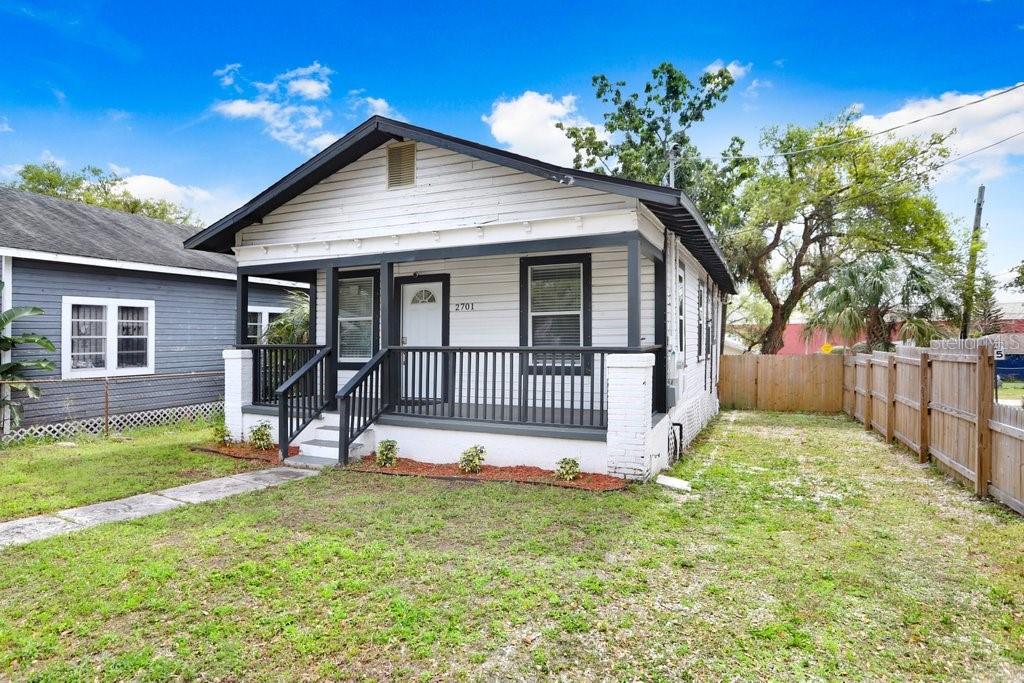 2701 E COLUMBUS DRIVE, TAMPA, FL — photo 2 of 23