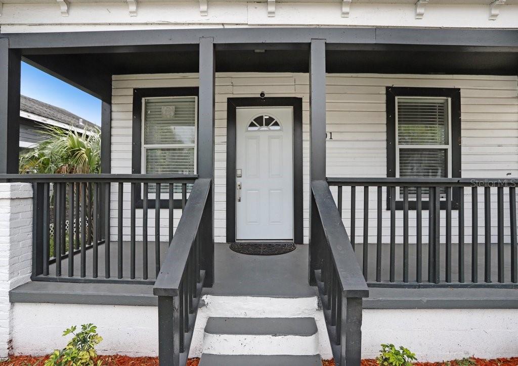 2701 E COLUMBUS DRIVE, TAMPA, FL — photo 4 of 23